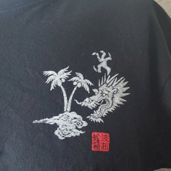 Habu Box LL Black Okinawa Beach unisex Japanese Hand Painted tshirt - Picture 2 of 7